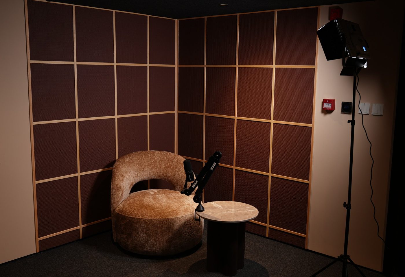 The Solo Corner – podcast studio set in Al Quoz, Dubai